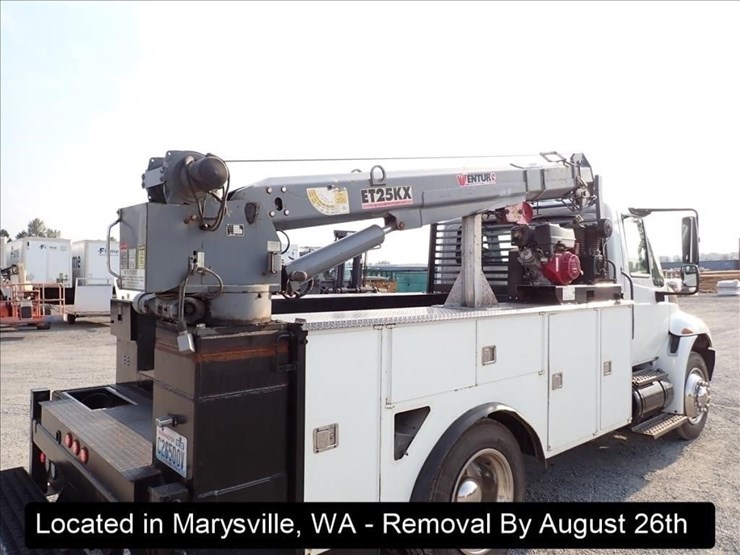 2003-international-durastar-4300-image-2