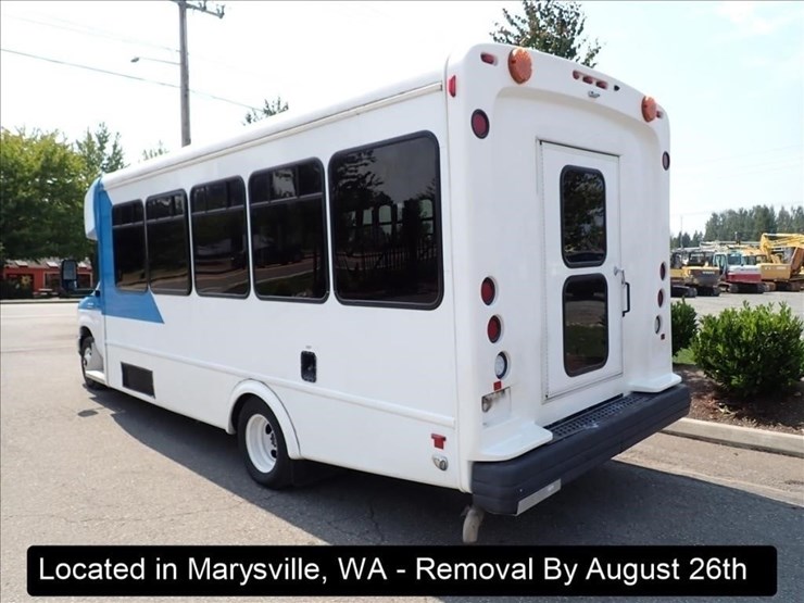 2019-ford-e450-image-8
