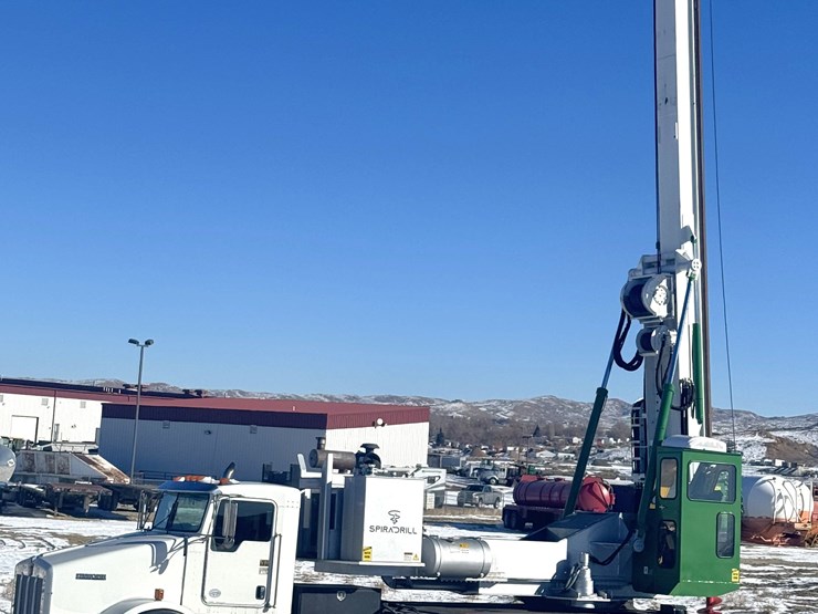 2024-kenworth-t800-image-3