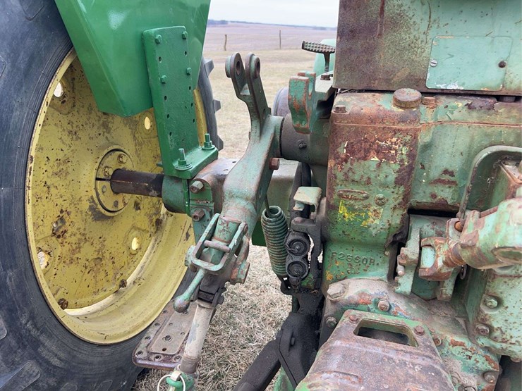 john-deere-720-image-46