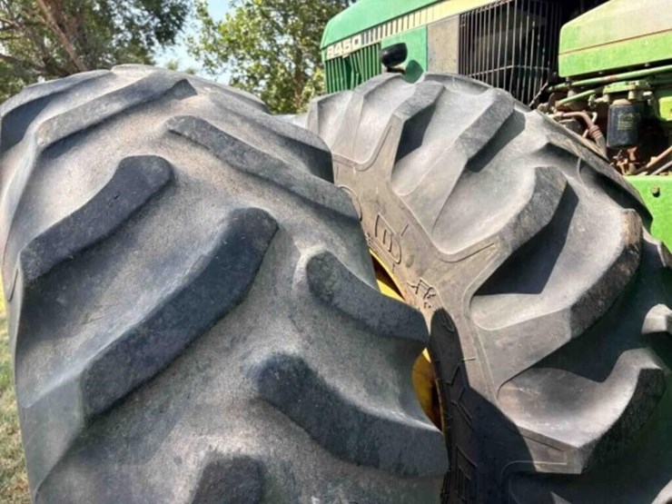 john-deere-8450-image-10