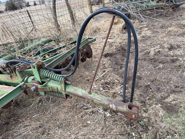 john-deere-11-image-5