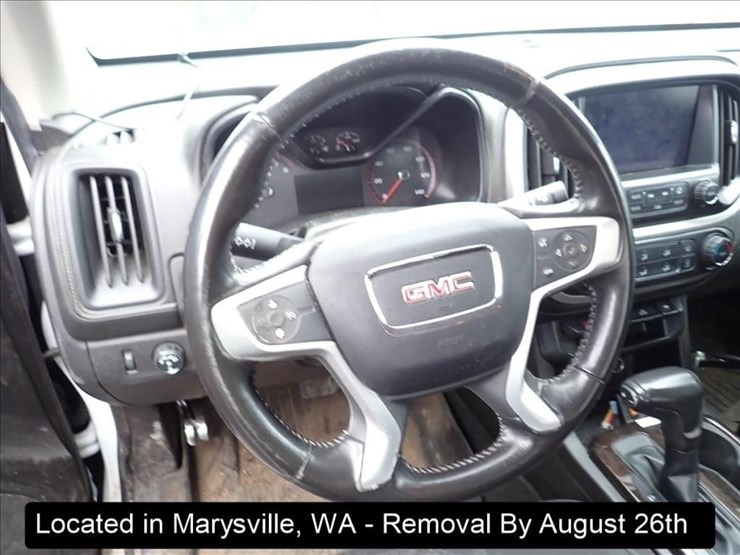 2016-gmc-canyon-image-8