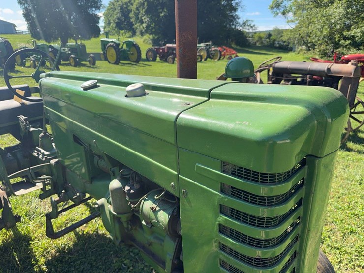 john-deere-m-image-11