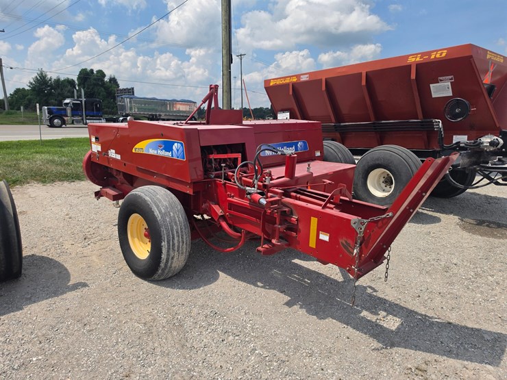 2016-new-holland-bc5070-image-9