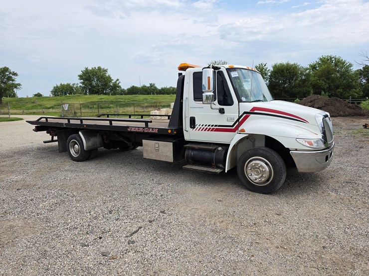 2002-international-durastar-4300-image-24