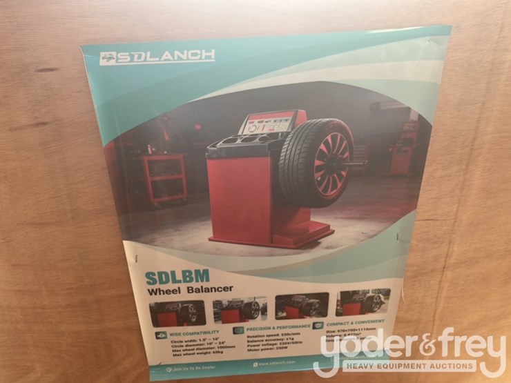 unused-sdlanch-wheel-balancing-machine-image-1