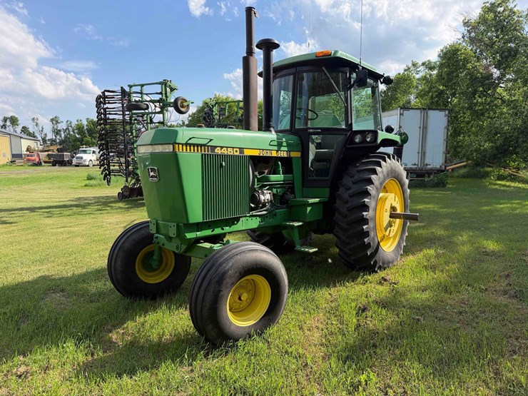 john-deere-4450-image-1