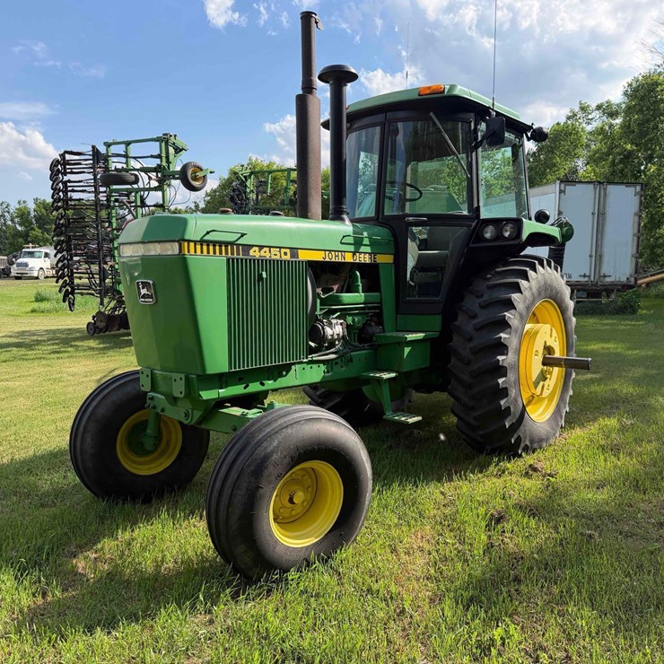 JOHN DEERE 4450