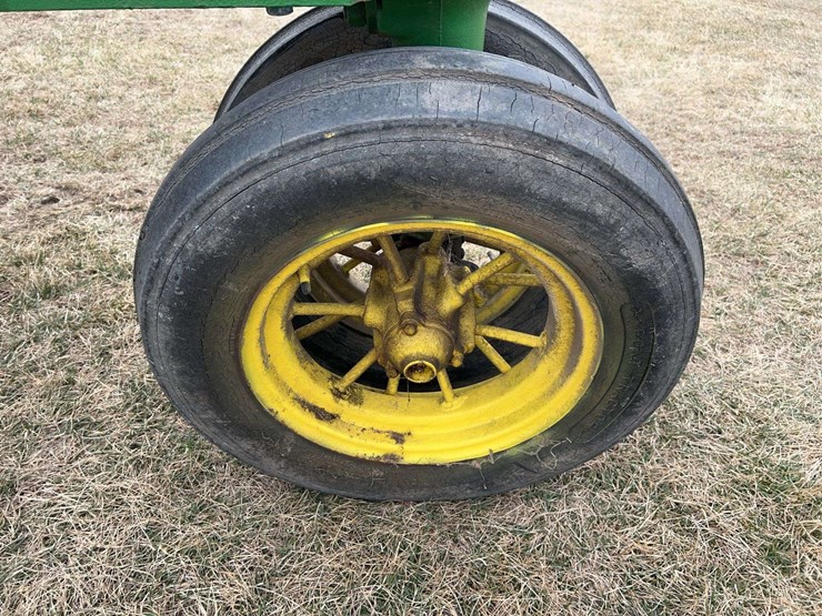 john-deere-model-a-image-17
