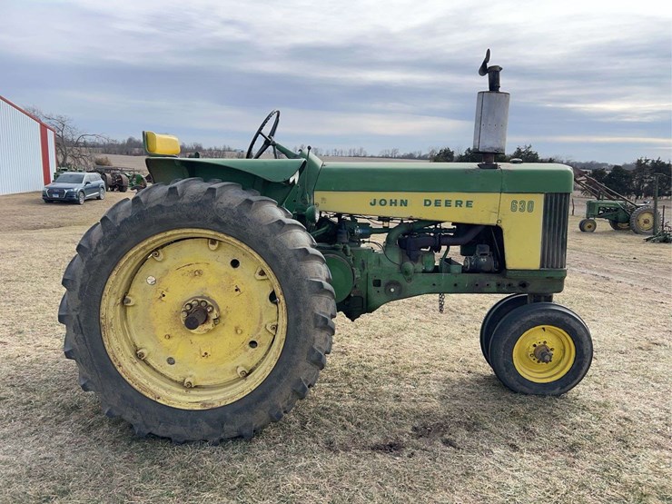 john-deere-630-image-6