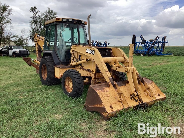 2000-deere-310se-image-3