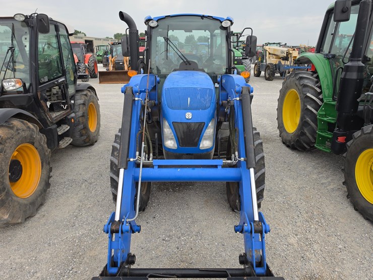 2016-new-holland-t4.100-image-4