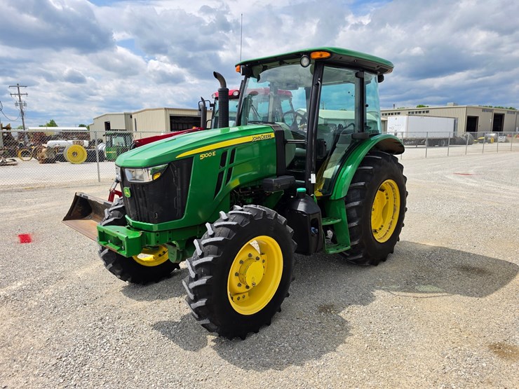 2016-john-deere-5100e-image-20
