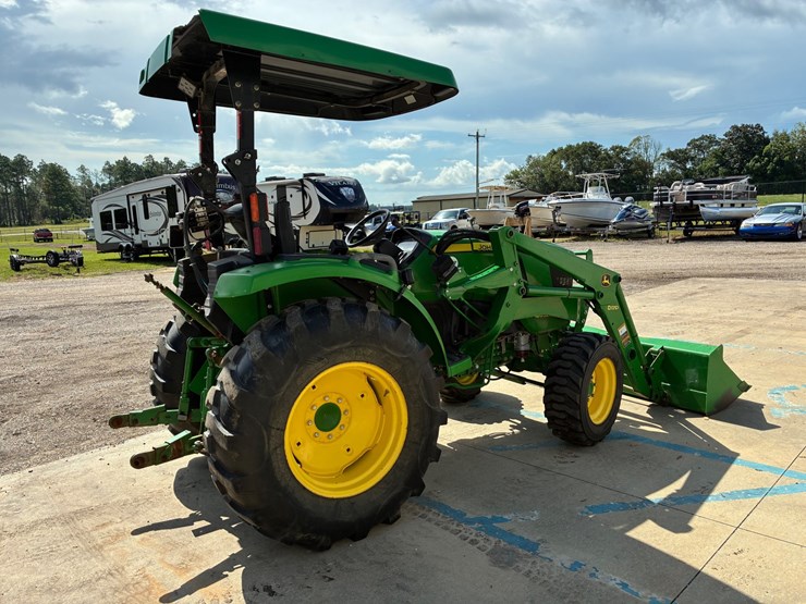 john-deere-4052m-image-4