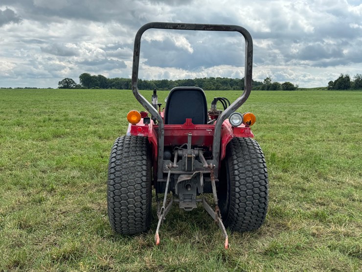 massey-ferguson-1020-image-4