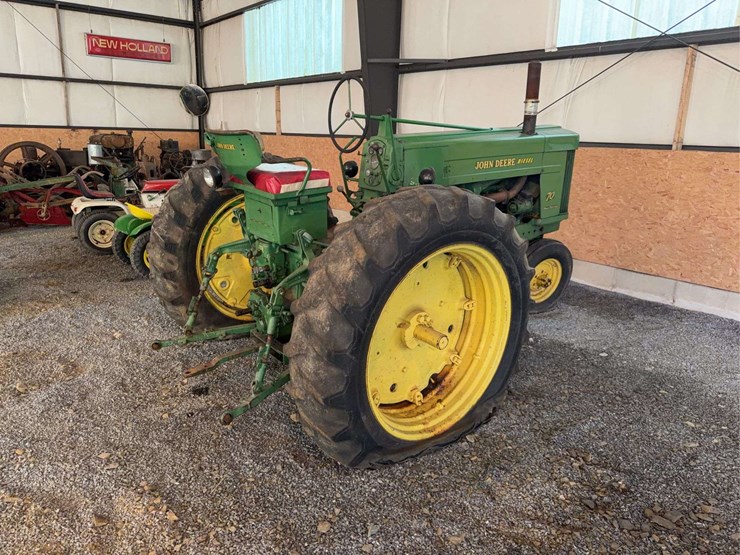 john-deere-70-image-5