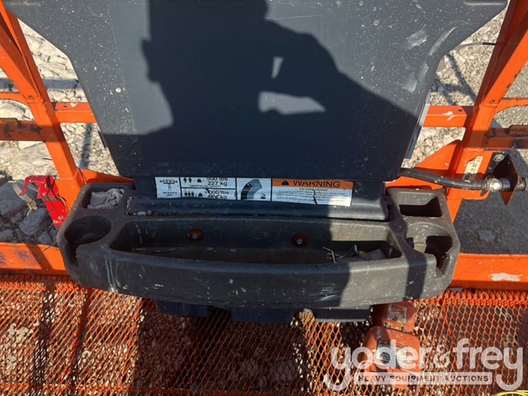2013-jlg-1250ajp-image-28