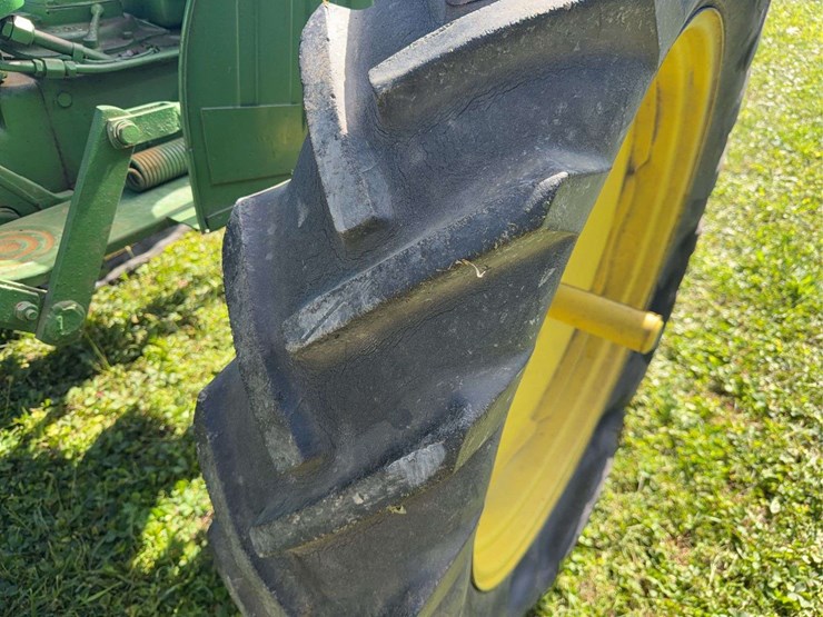 1955-john-deere-40-image-11