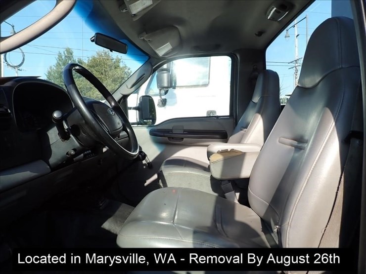 2006-ford-f550-image-4