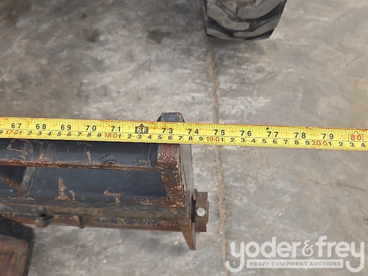 2018-genie-gth844-image-17