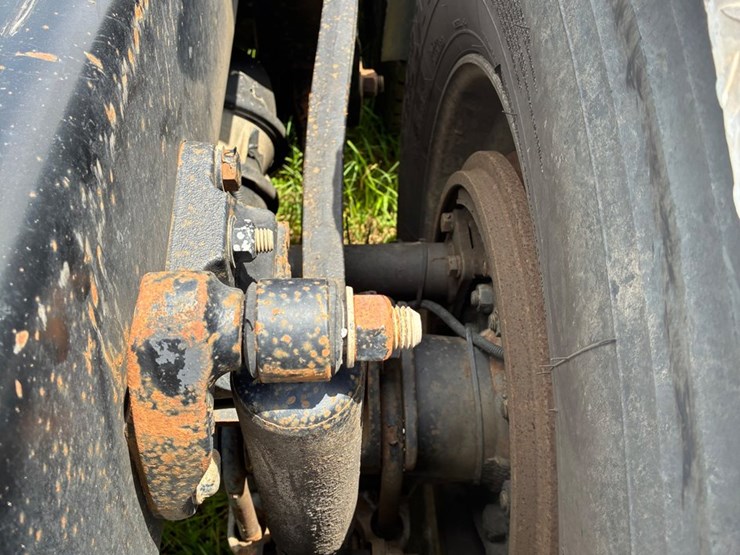 2009-kenworth-t800-image-18