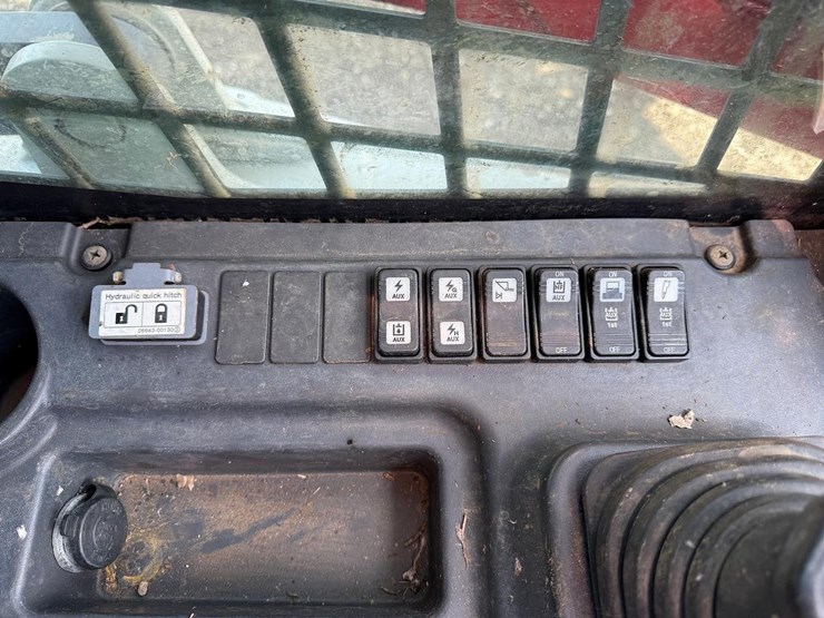 takeuchi-tl12v2-image-28