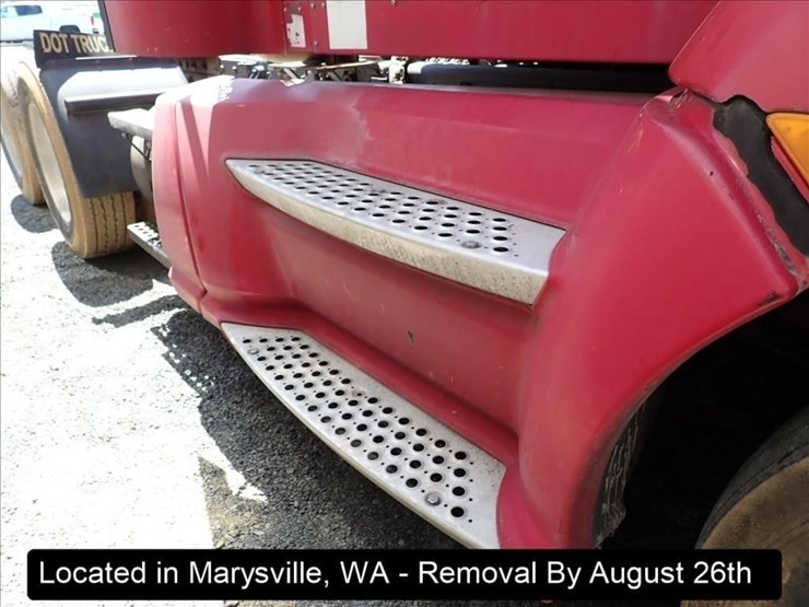 2010-kenworth-t660-image-22