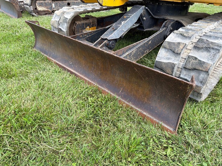 deere-85g-image-9