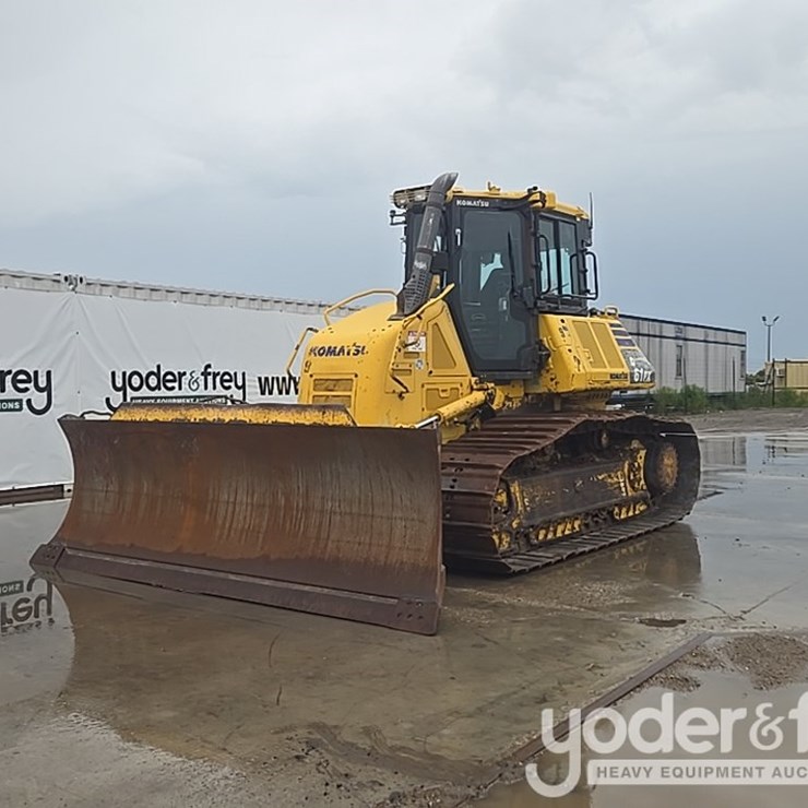 2020 KOMATSU D61PX-24