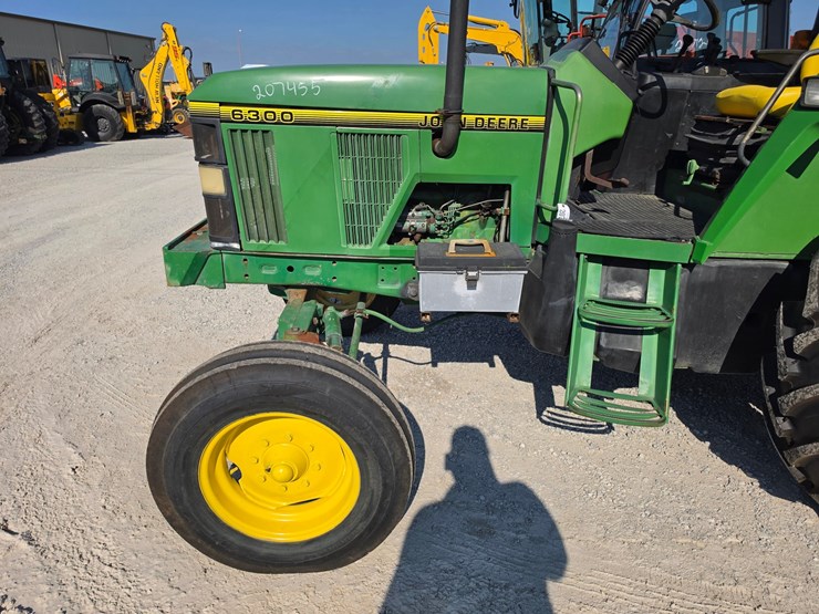 1993-john-deere-6300-image-3
