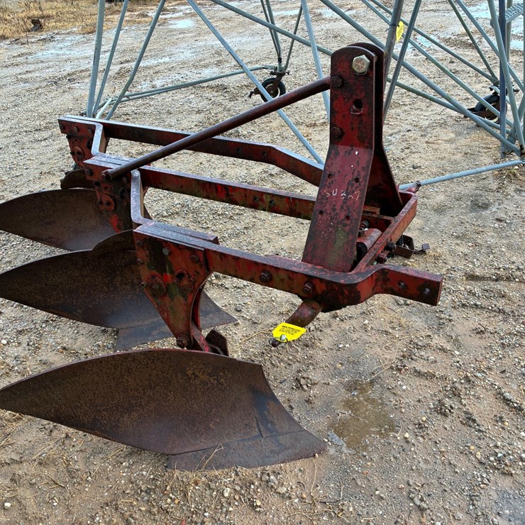 MASSEY-FERGUSON 74