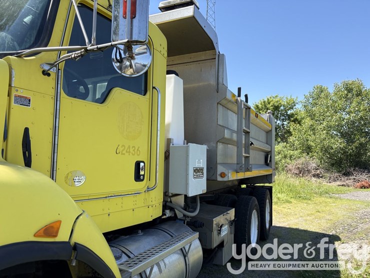 2012-kenworth-t400-image-19