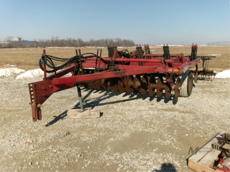 case-ih-6500-image-1