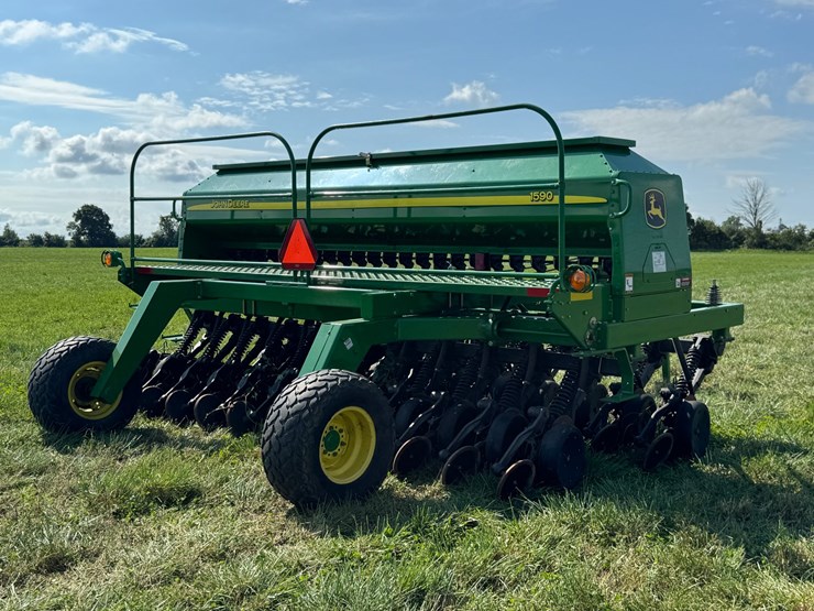 john-deere-1590-image-9