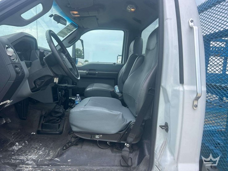 2019-ford-f750-image-13