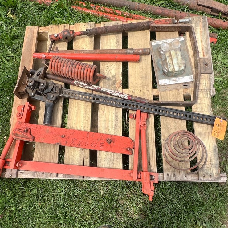 #9571 • Misc. Allis-Chalmers Parts