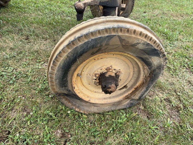 john-deere-60-image-18