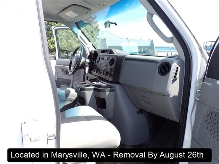 2011-ford-e250-image-3