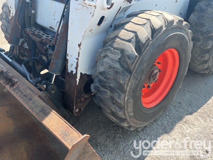 2017-bobcat-s650-image-13