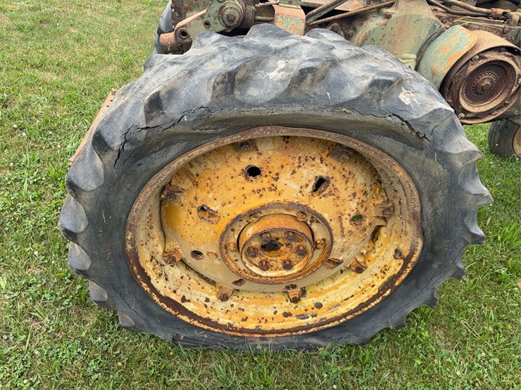 john-deere-730-image-15