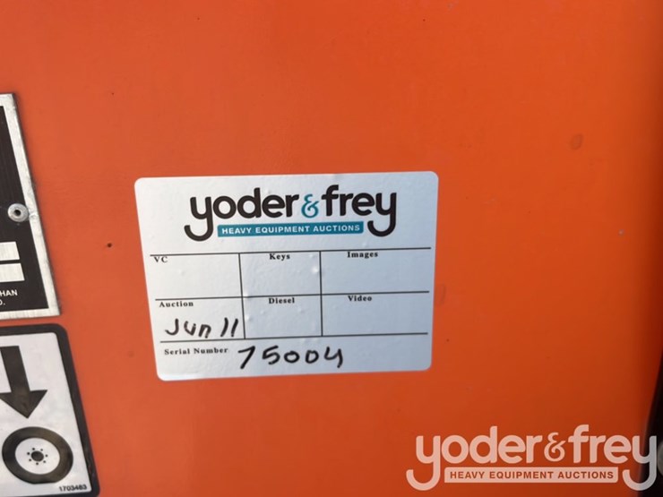 2013-jlg-1250ajp-image-22