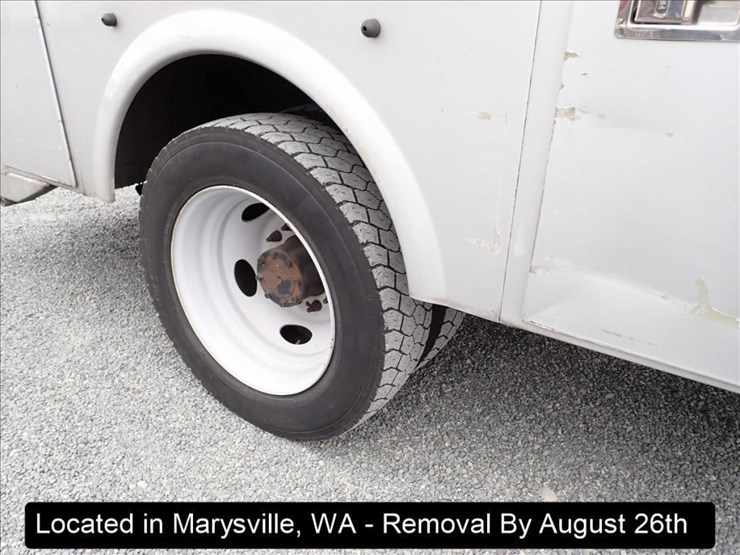 2015-ford-f550-image-31