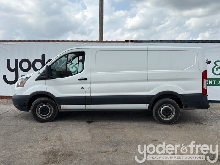 2015-ford-transit-image-2
