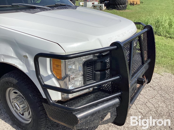 2017-ford-f250-xl-image-18