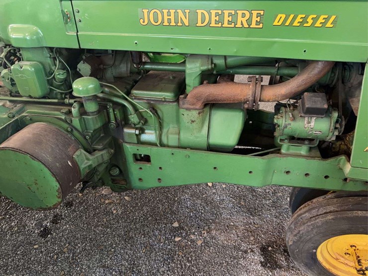 john-deere-70-image-23