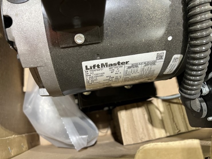 2022-liftmaster-logic-5.0-commercial-door-operator-image-4