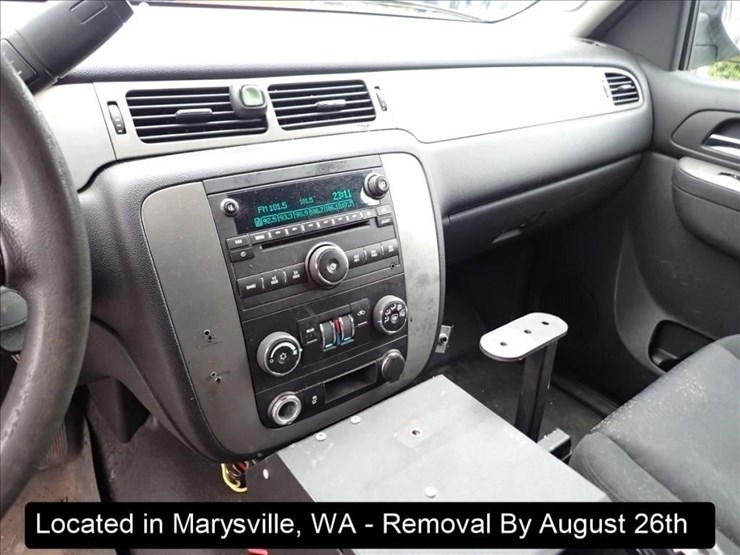 2013-chevrolet-tahoe-image-8