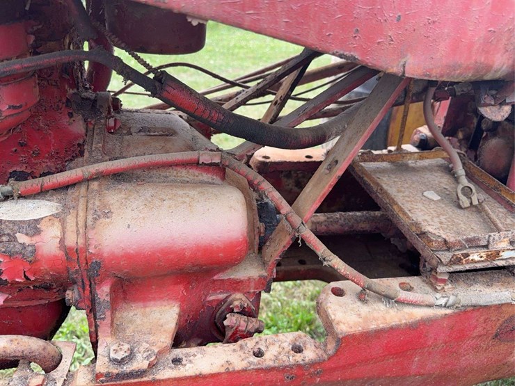 massey-ferguson-30-image-48