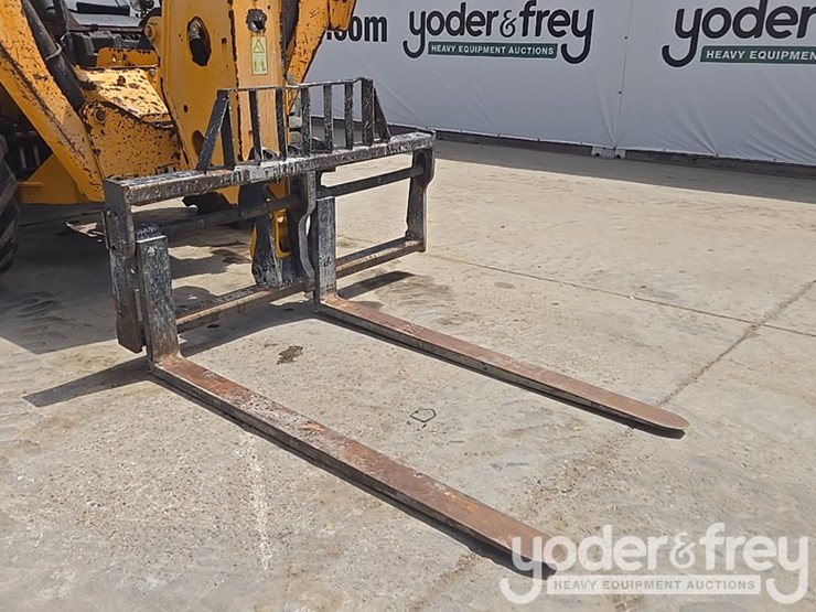 2019-jcb-510-56-image-16